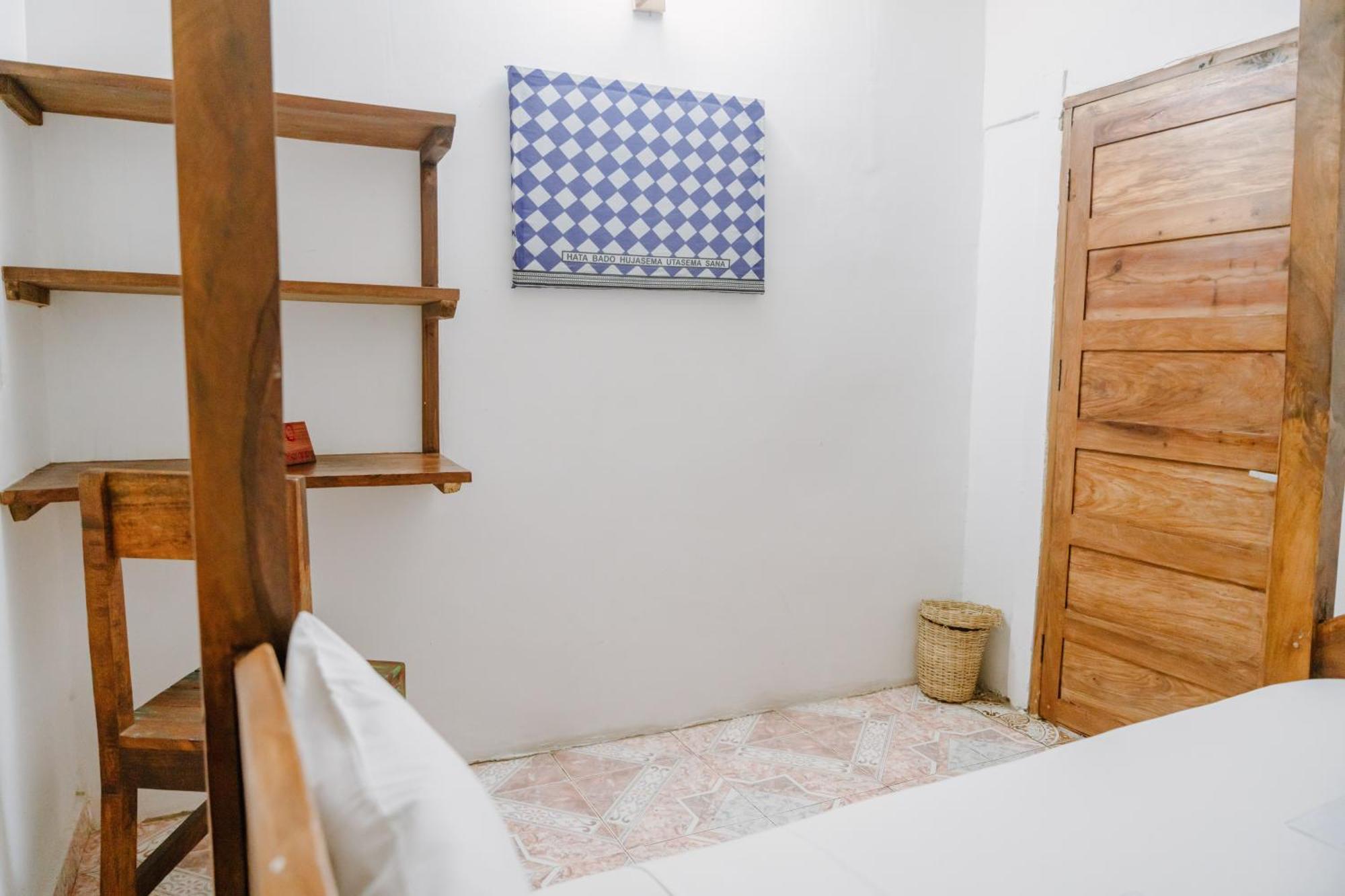 Shoki Shoki Guest House Zanzibar Екстериор снимка