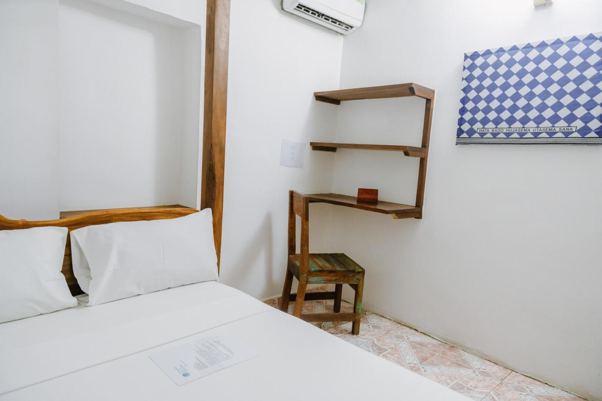 Shoki Shoki Guest House Zanzibar Екстериор снимка