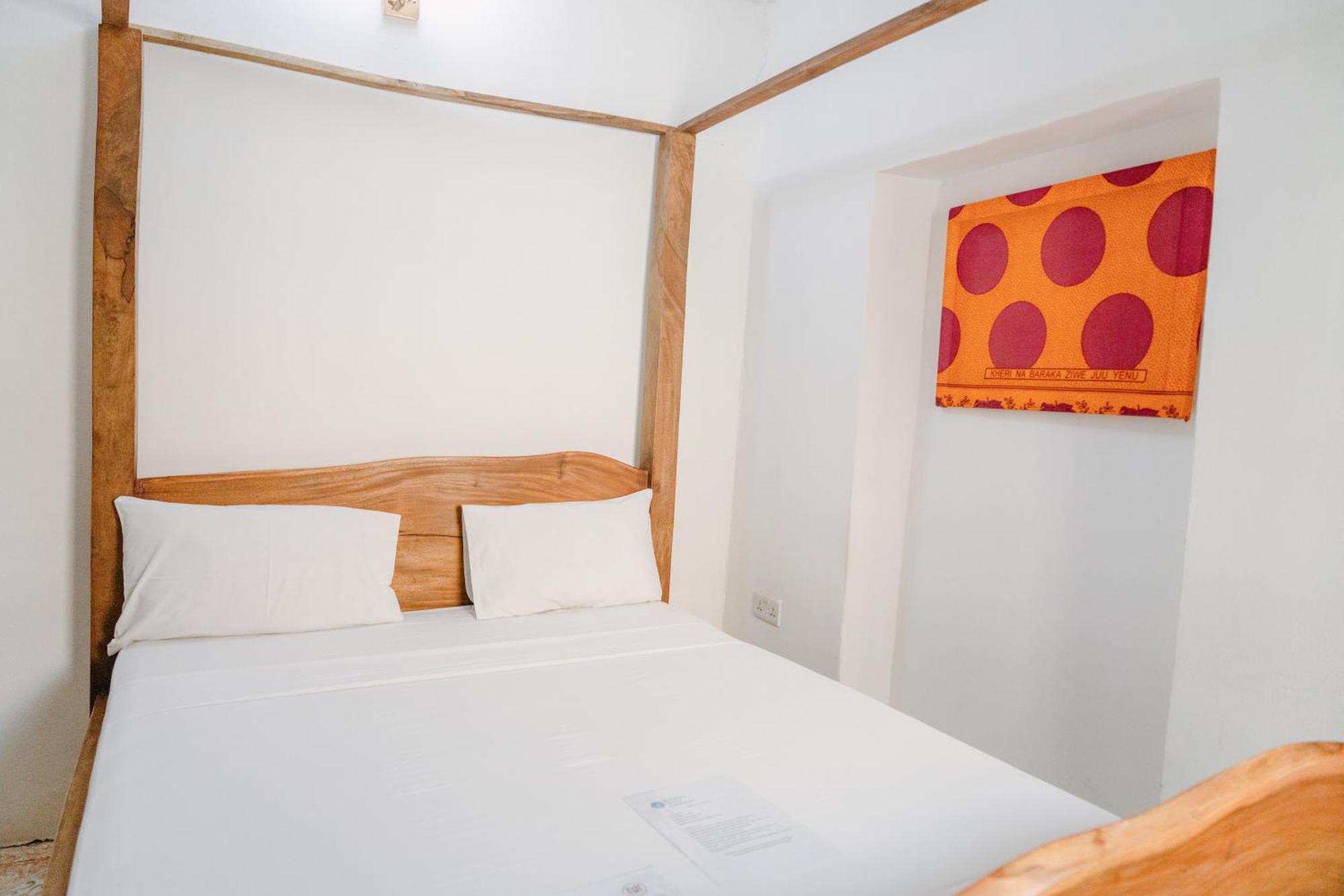 Shoki Shoki Guest House Zanzibar Екстериор снимка