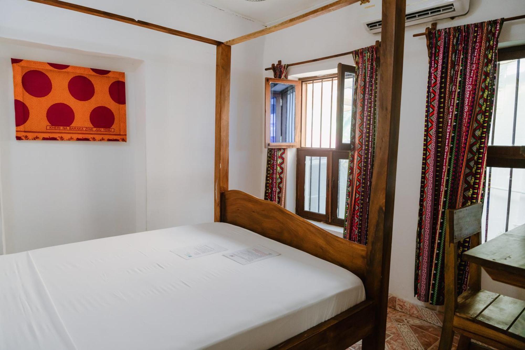 Shoki Shoki Guest House Zanzibar Екстериор снимка