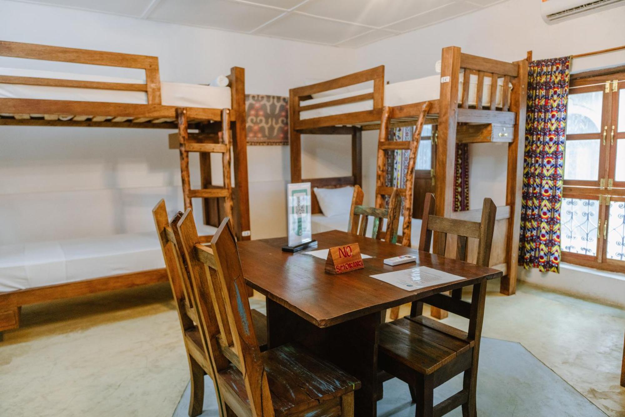 Shoki Shoki Guest House Zanzibar Екстериор снимка